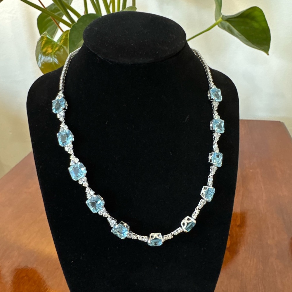 Elegant Swarovski Sparkling Ketting Necklace with Clasp